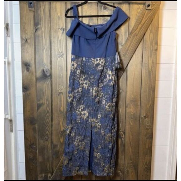 JS Collections Stretch Crepe Metallic Jacquard Off The Shoulder Gown - Picture 4 of 8